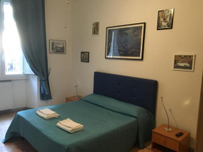 Гостиница Delightful apartment 100 meters from the Colosseum  Рим